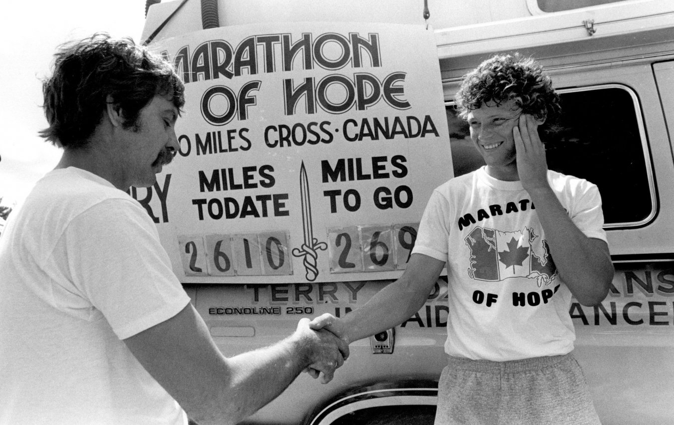 Terry Fox — The One-Legged Cancer Patient Who Ran Marathons for 143 Consecutive days