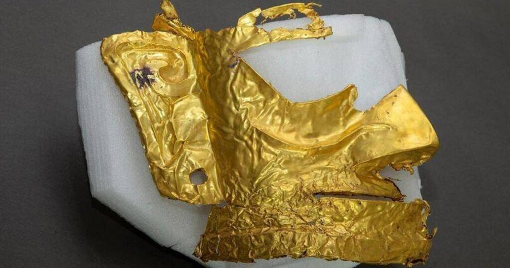 3,000-Year-Old Gold Mask Uncovered In China