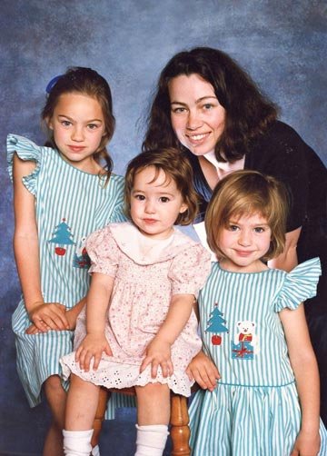 Rachel Barber with her young sister and mother