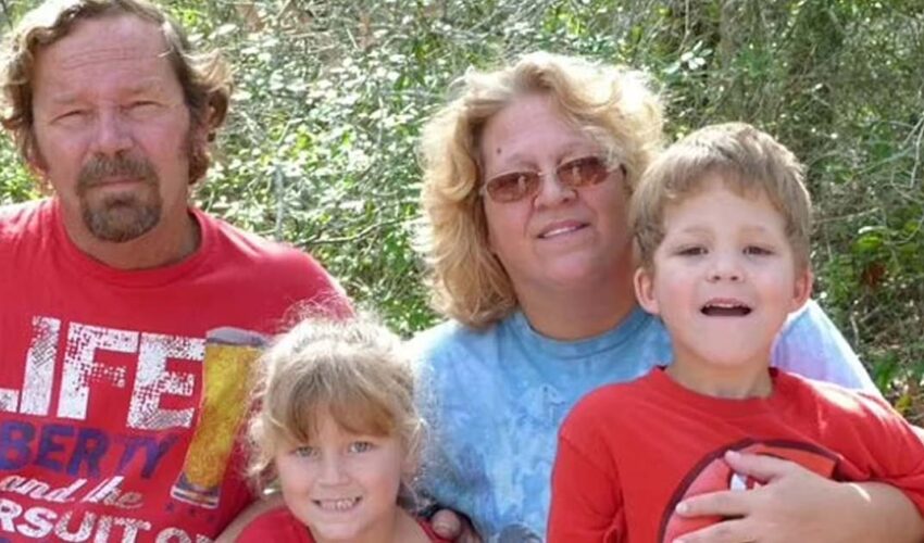 Teen Murders Parents, Sister and Two Family Dogs, Shares Photo Of Dead Family On Social Media Before Killing Himself