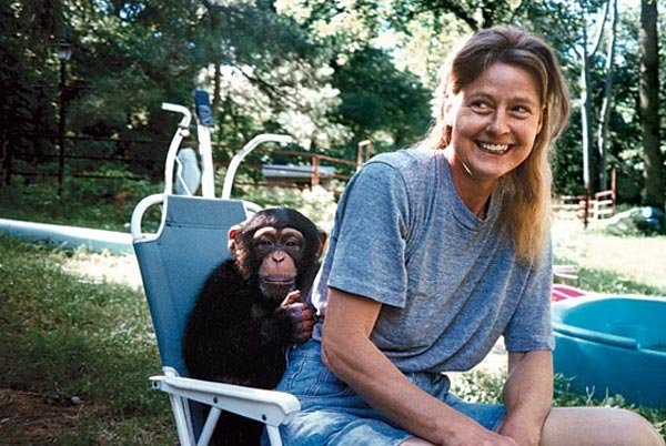 Charla Nash with Travis the chimp  